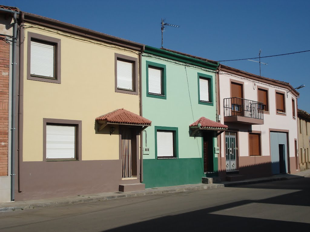 Calle Santa Cristina, Manganeses de la Polvorosa, Zamora, España. by eduardods13