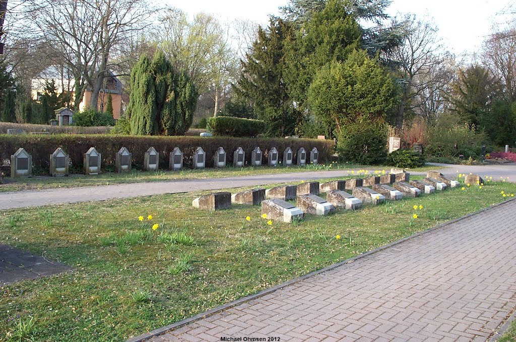 WW I-Veteranenehrenfeld in Ludwigshafen OT Friesenheim by Michael Ohmsen