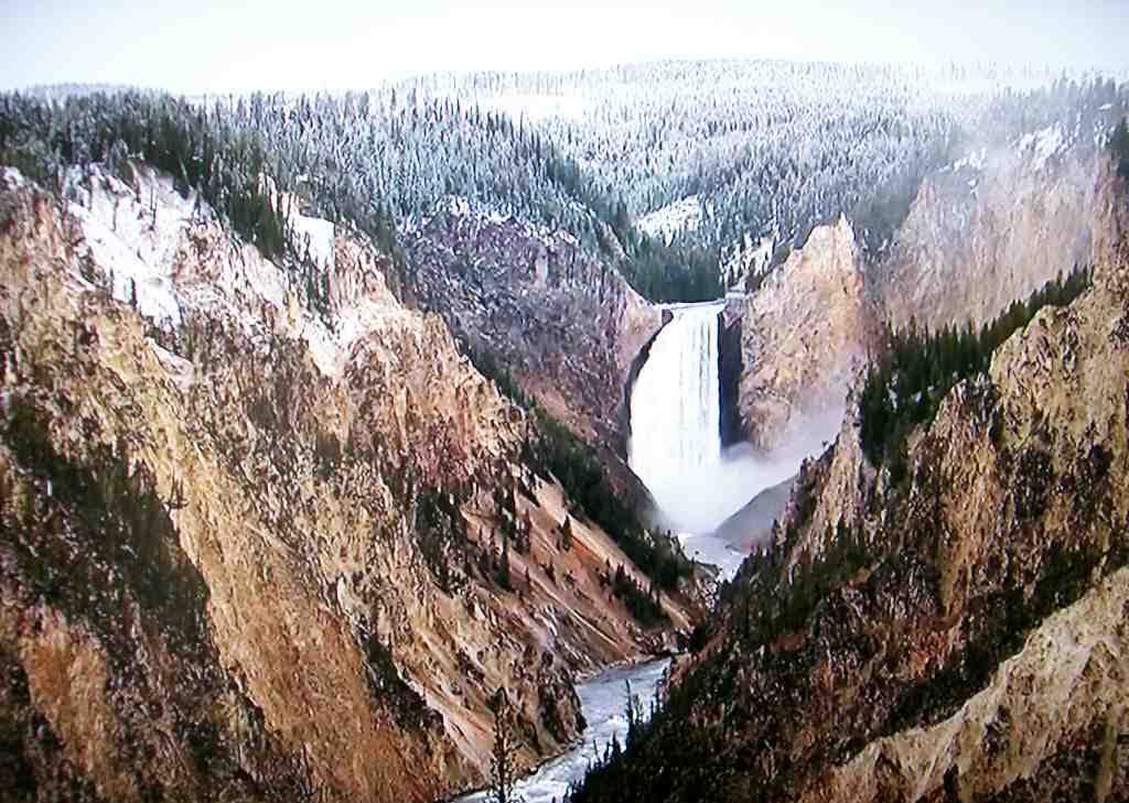 YELLOWSTONE PARK, WYOMING, USA-RYDOJ-1642 by RYD Panoramio photos