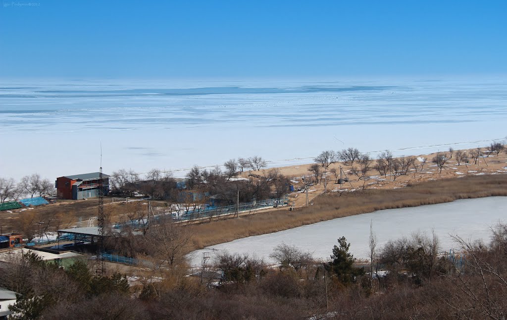 The Azov sea & Golubitskaya village by Igor Podymov