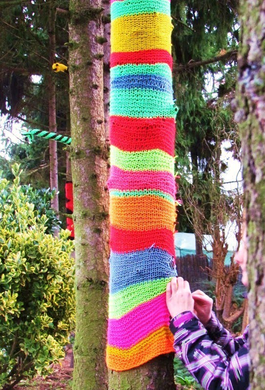 Guerilla Knitting - Wildhäkelstricker *** by Clivia Bloom