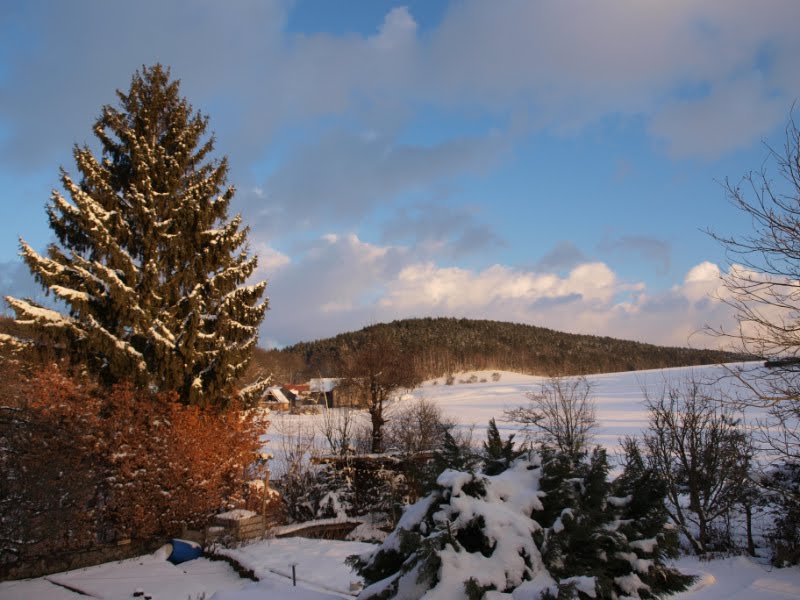 Winterliche Abendsonne auf Hettersreuth by ReinhardKlenke