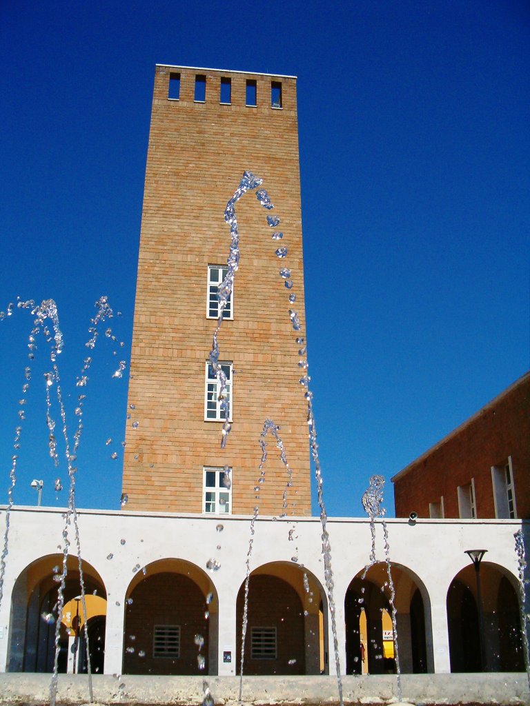 Pomezia, piazza Indipendenza by Vincenzo Surace II