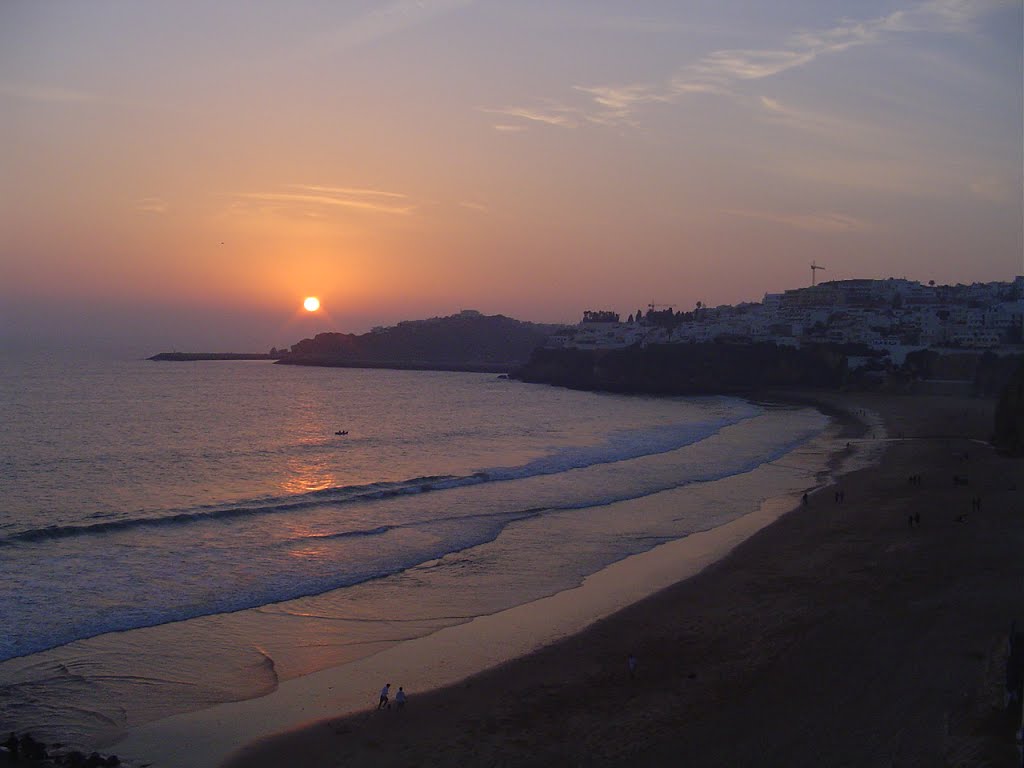 Atardecer en Albufeira by Cadizhead