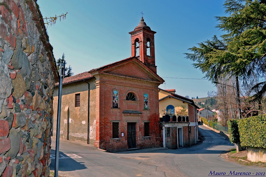 Strevi, l'oratorio di San Rocco con i dipinti di San Michele e San Giovanni Battista sulla facciata by mauro1968