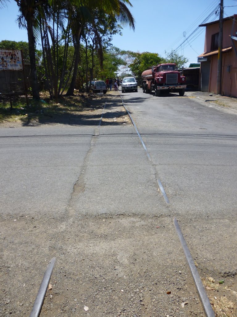 Vía Ferroviaria, Río Segundo, Alajuela. 03/12 by J Sanchez