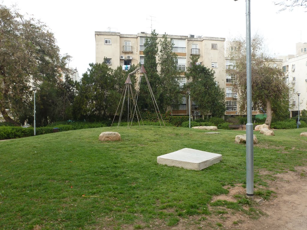 Davidson garden, Gane ester (Kidmat Rishon), Rishon LeTsion by Ilan Brami-Rosilio