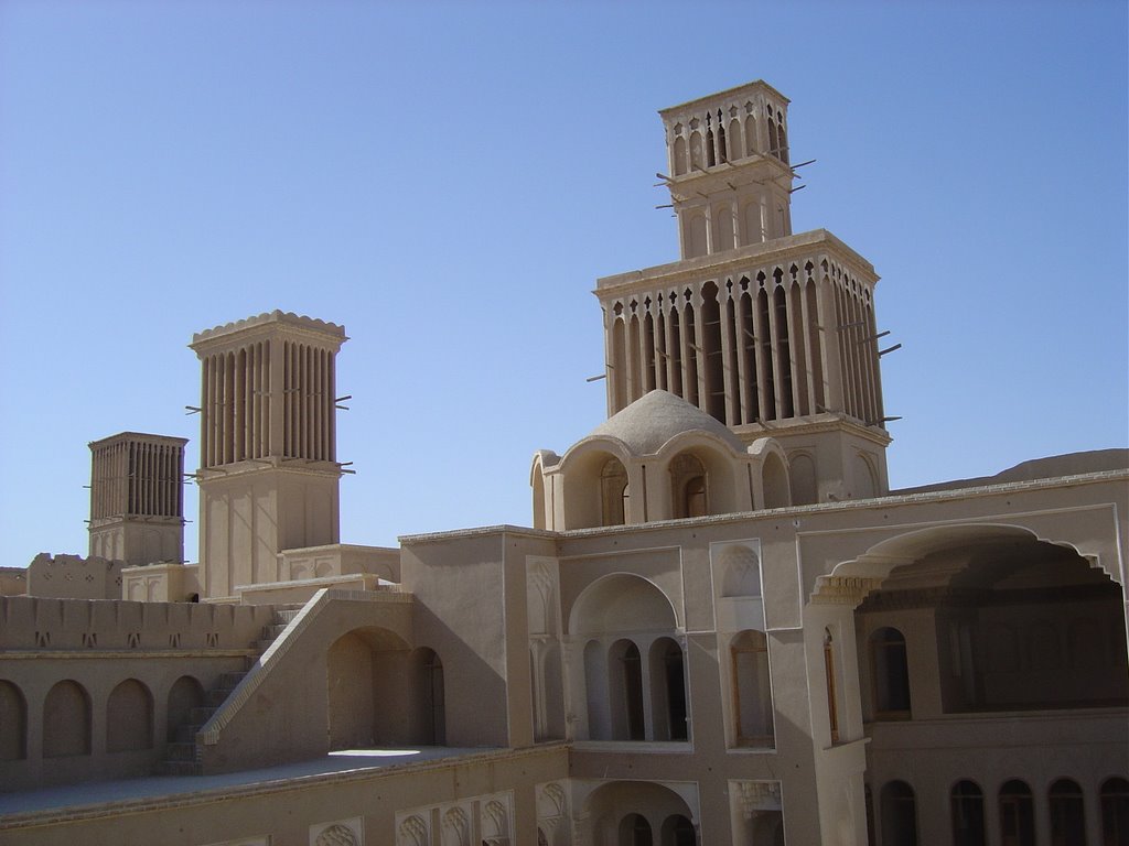 Abarkuh-Aghazadeh House-chimneys of ventilation by Perinic D