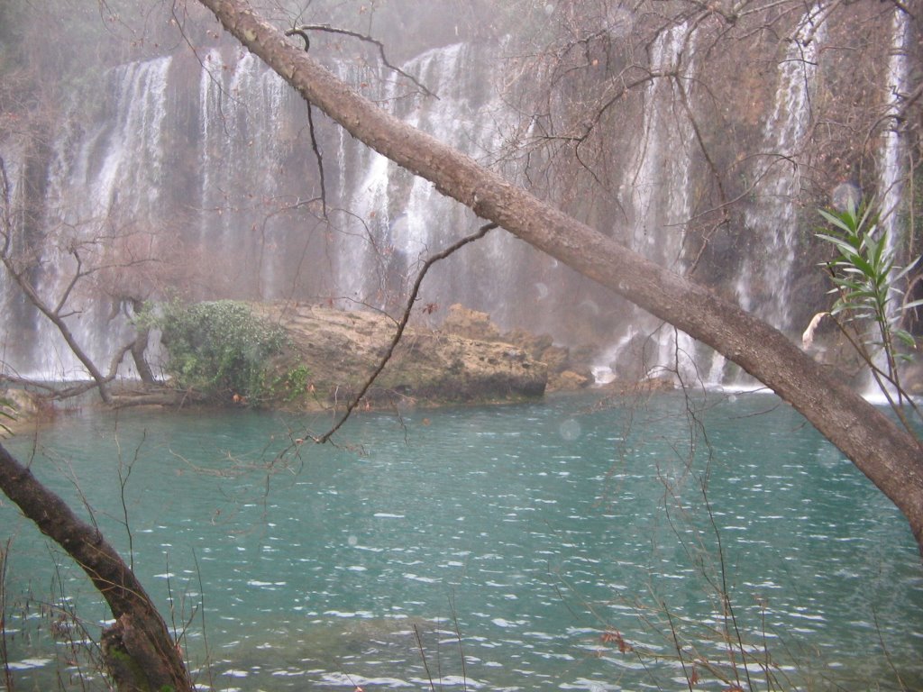 Kurşunlu şelalesi by chetoo