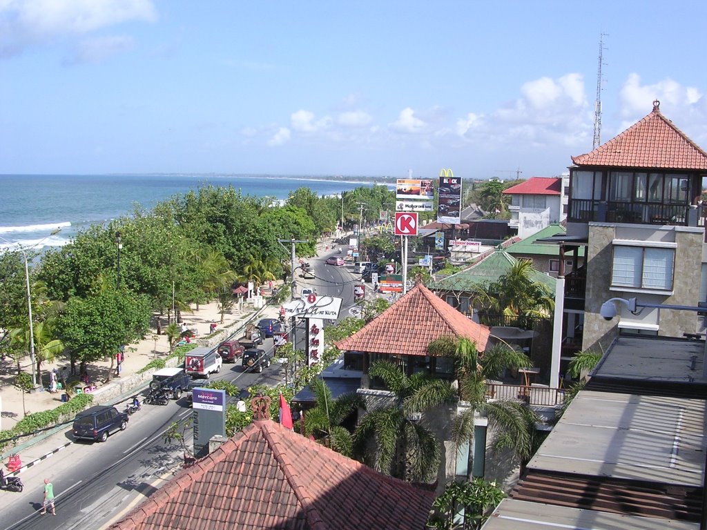 Praia de Kuta em Bali. by marcosramosjp