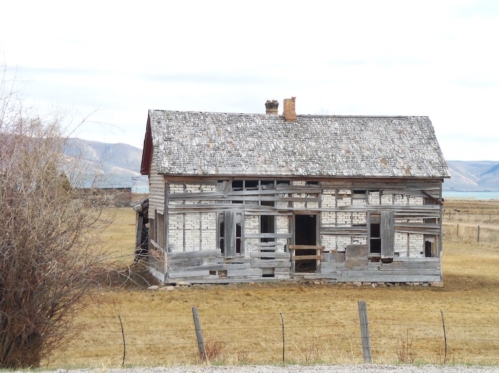 House in Paris, Idaho by chetross68