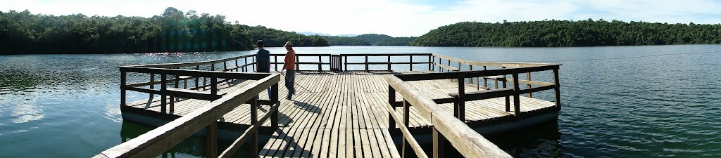 Pier dos pescadores no Parque do Rio Doce , Marliéria - MG by Gustavo Sturzenecker Moreira