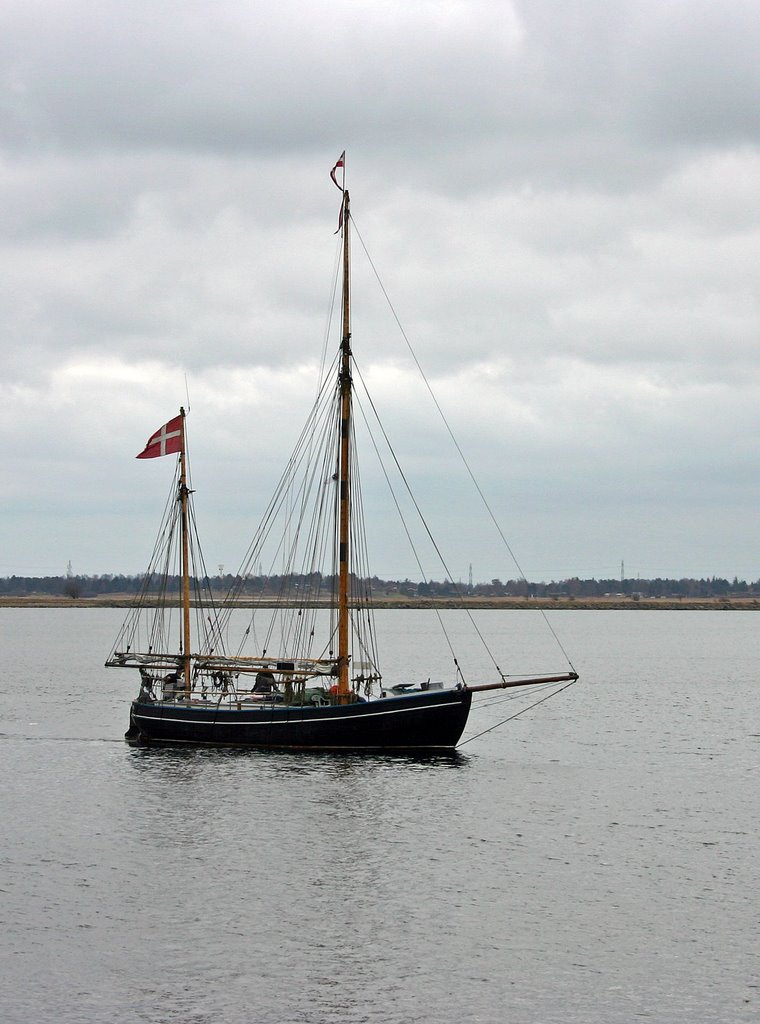 Skib ved Frederikssund by Mugge