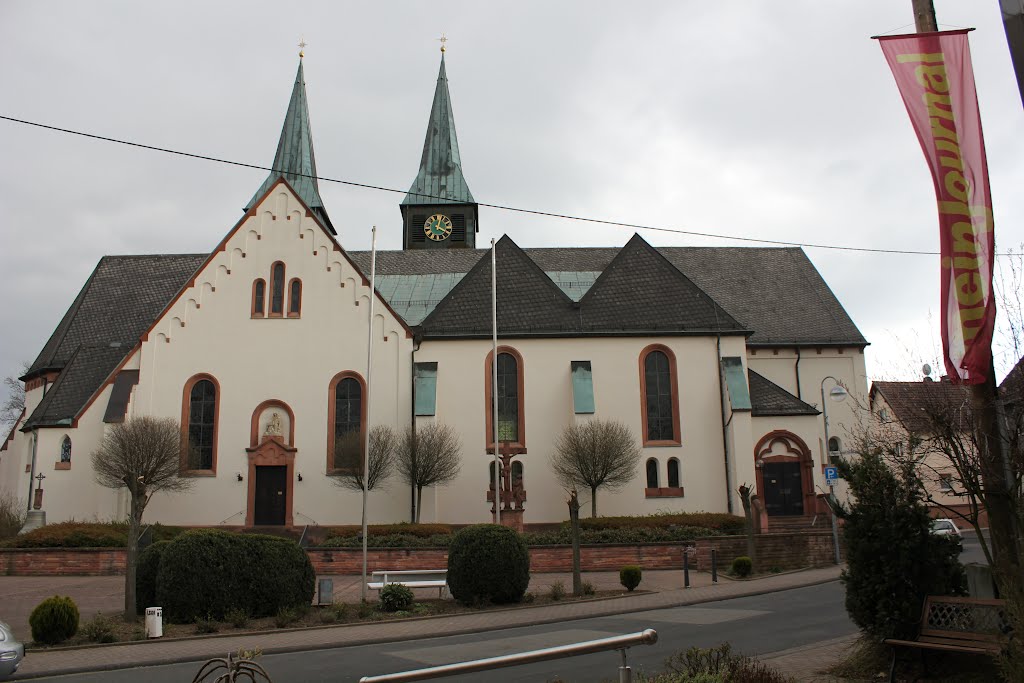 Katholische Pfarrgemeinde St. Anna, Freigericht- Somborn by Klaus Christ