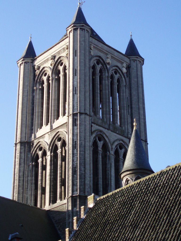 St-Niklaaskerk - torenspits by eboumans