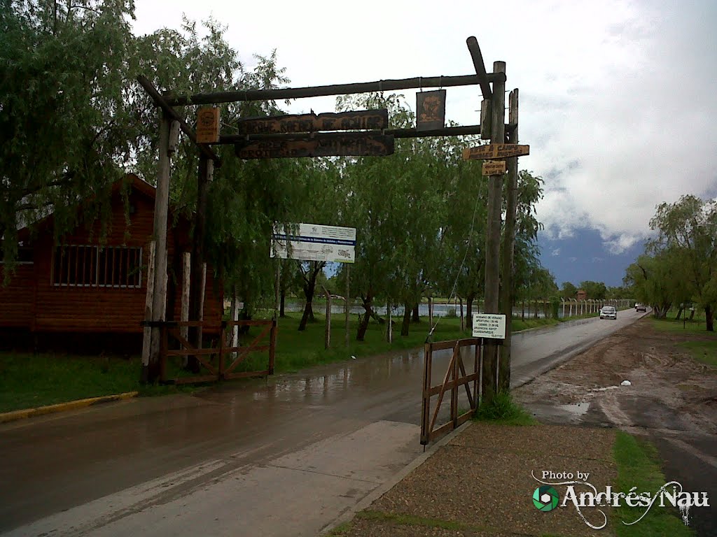 Entrada al Pque. "Rafael Aguiar"; Costanera Nueva, San Nicolas | 20·02·2012 by Andres Nau