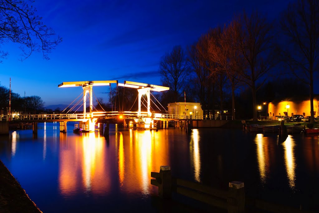 Evening bridge by Arjan Keers