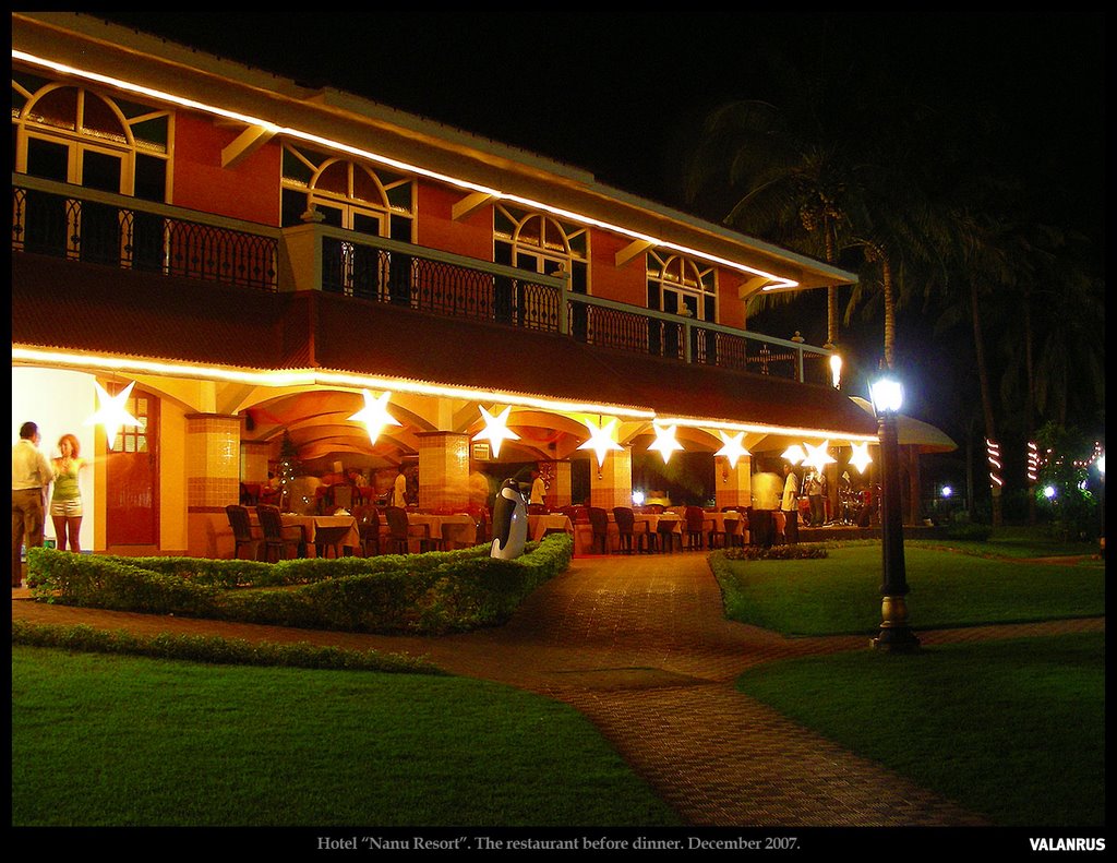 The restaurant before dinner by AVTO VOVA