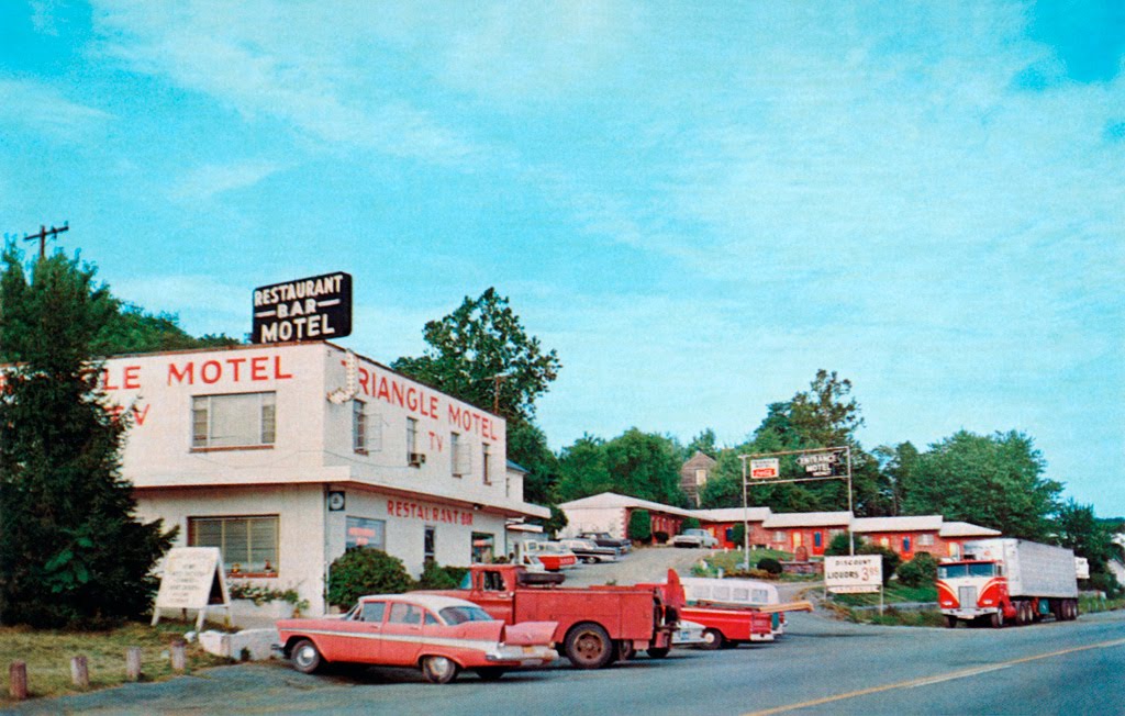 Triangle Motel in Hancock, Maryland by ForwardLook