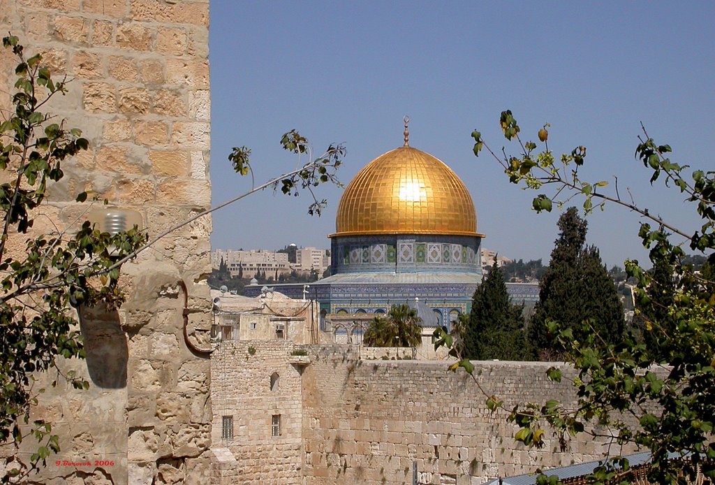 Masjid Qubbat As-Sakhrah or Dome of the Rock (11-MAR-06) #1 by Ilya Borovok