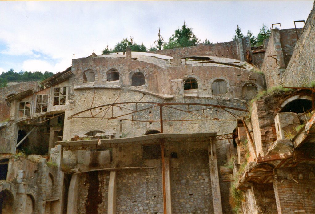 Museu, antiga Fàbrica de ciment Asland, Castellar de n'Hug RI-51-0011355 by jordi domènech