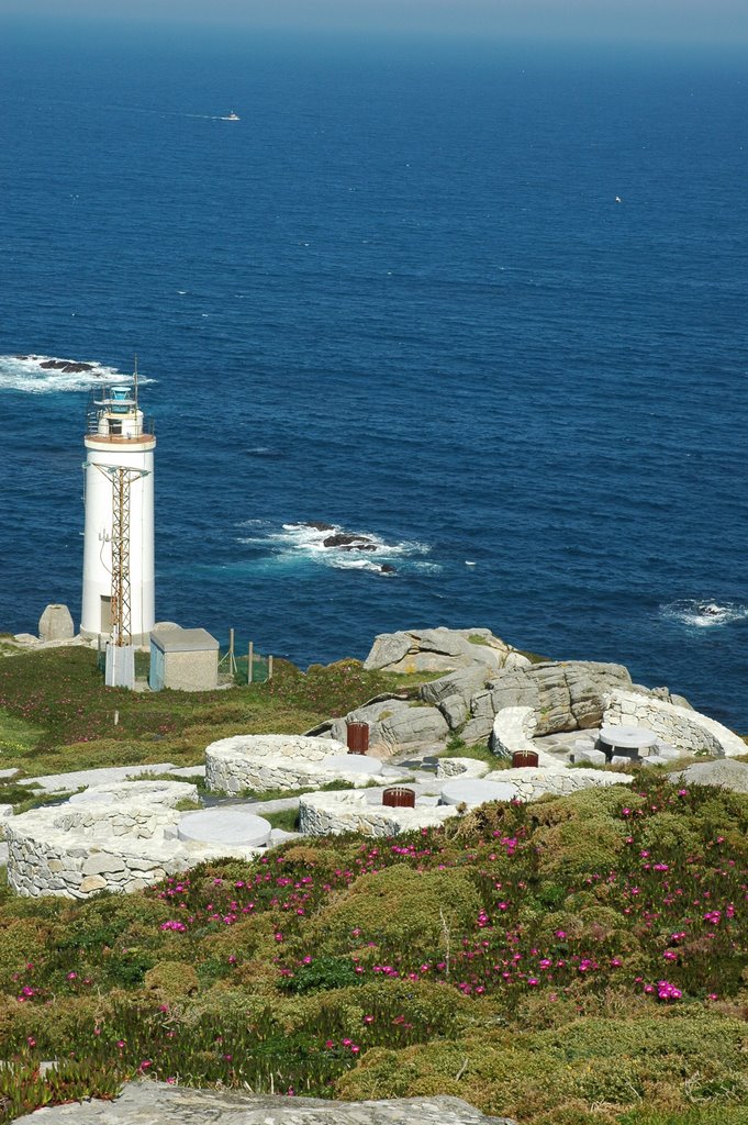 Punta Insua - Faro de Laxe by Luca Rosso