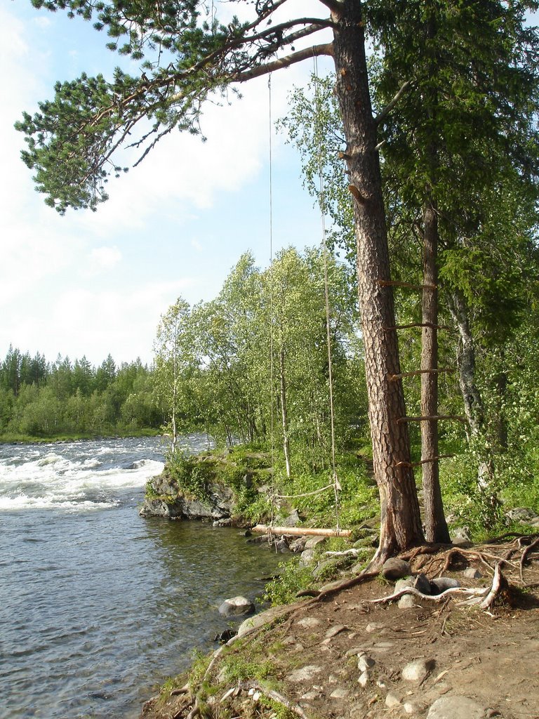 G. Kirovsk, Murmanskaya oblast', Russia by Shurupikoff