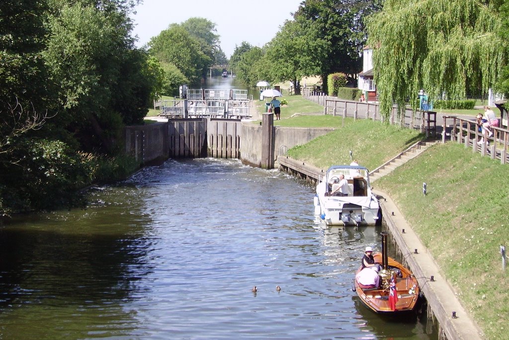 Culham Lock by mbisby