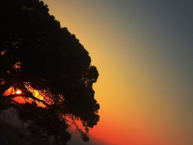 Serra de Montejunto ao Entardecer by FilipaFerreira