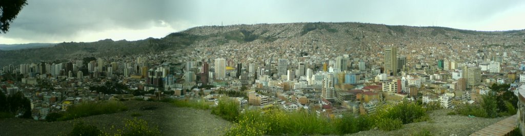 Panorámica La Paz by Roberto Mikihiro