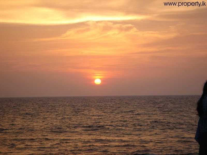 Sunset - Colombo by umasuthan