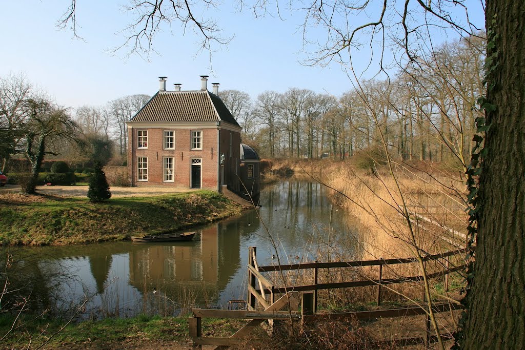 Appeltern - Maasdijk 6 : Huis Appeltern by Scholte