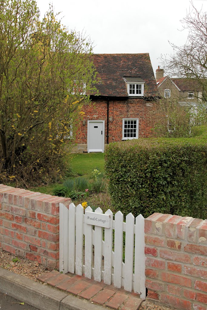 Pond Cottage, Adisham by David Carr