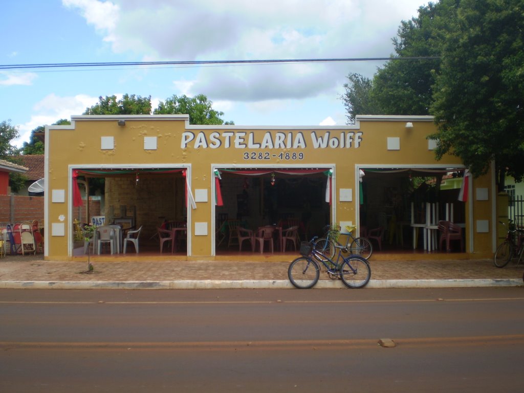 Pastelaria Wolff o melhor pastel da Costa Oeste/PR by egon wolff