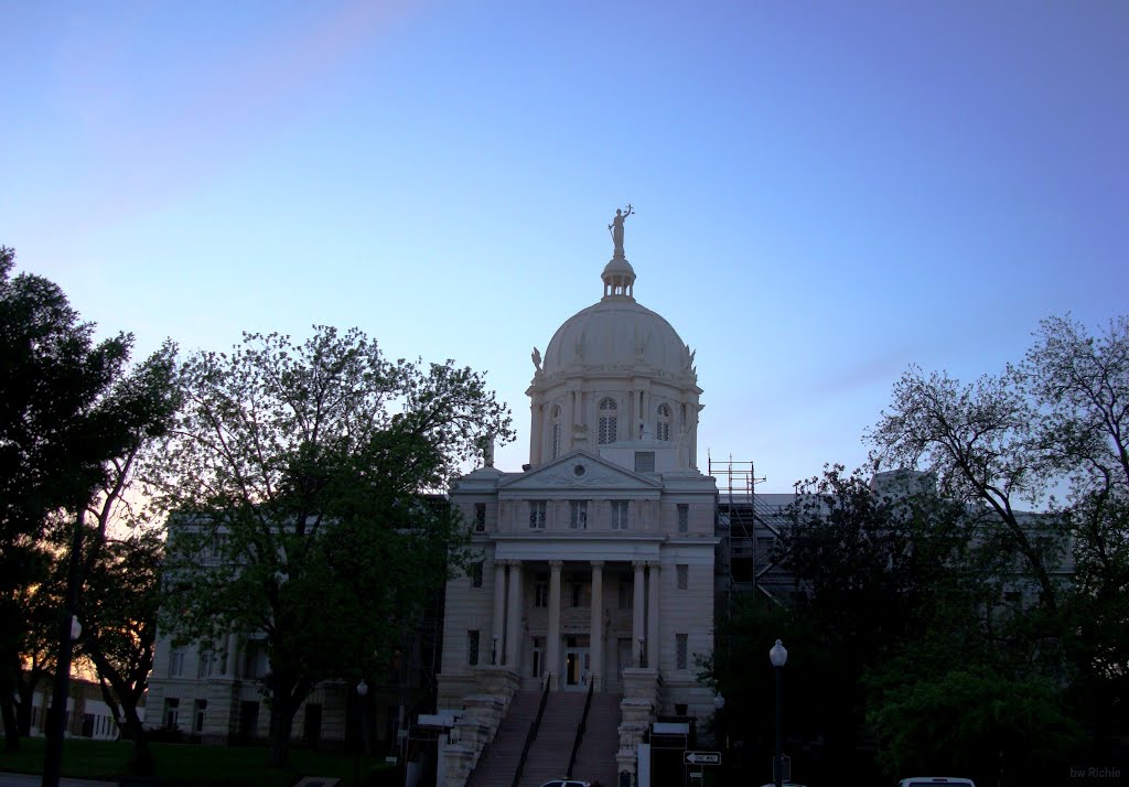 McClennan County Court House ~ Waco, Texas by bwr