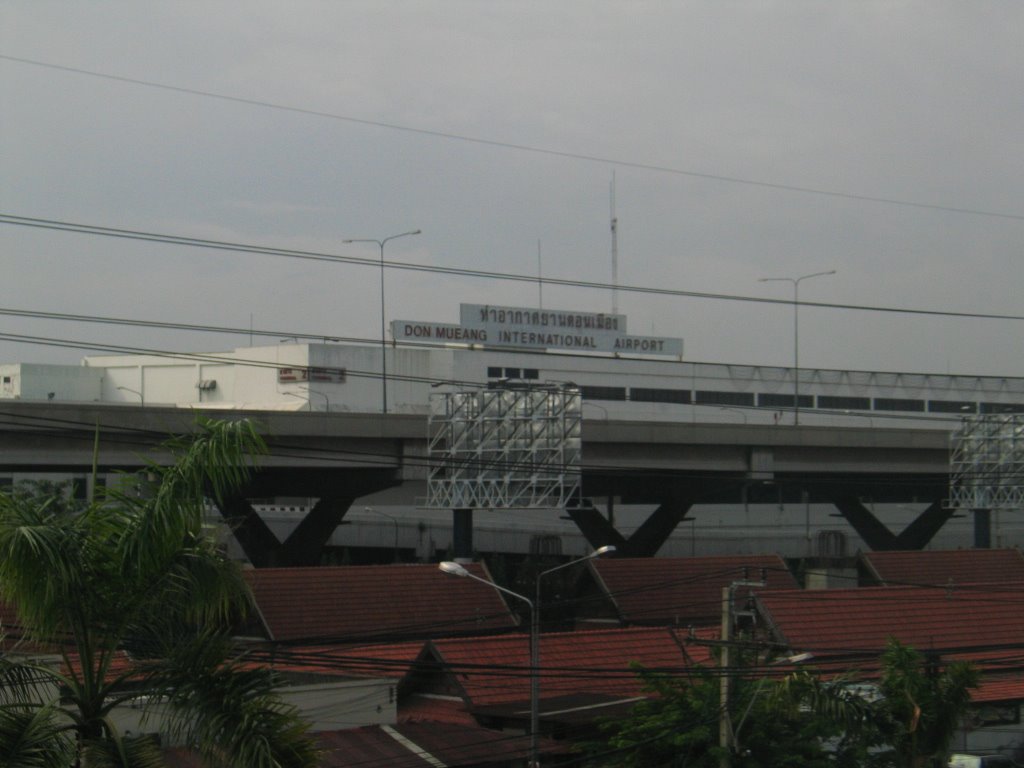 Don Muang International Airport by Cho's