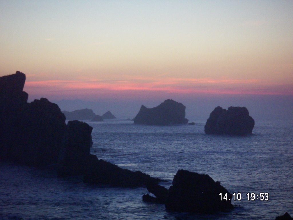 Mar Cantabrico/Cantabria by SergioMartínSanchidr…