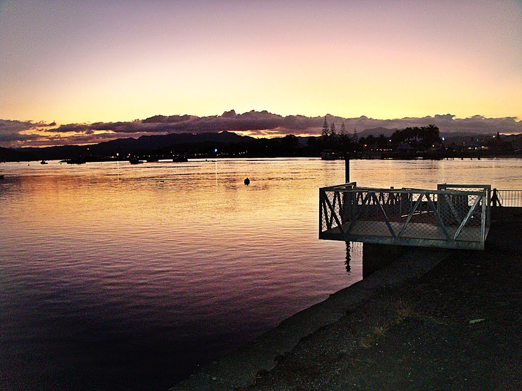 Sunset @ Ferry Landing - Purangi Rd End by gglinkk