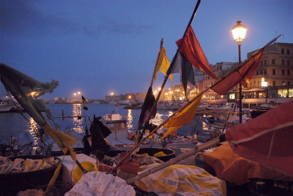 Porticciolo piccola pesca - Anzio by Gianni Loperfido