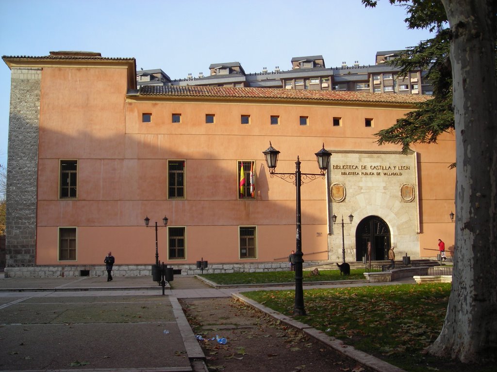 Biblioteca San Nicolás by César Blanco Castro