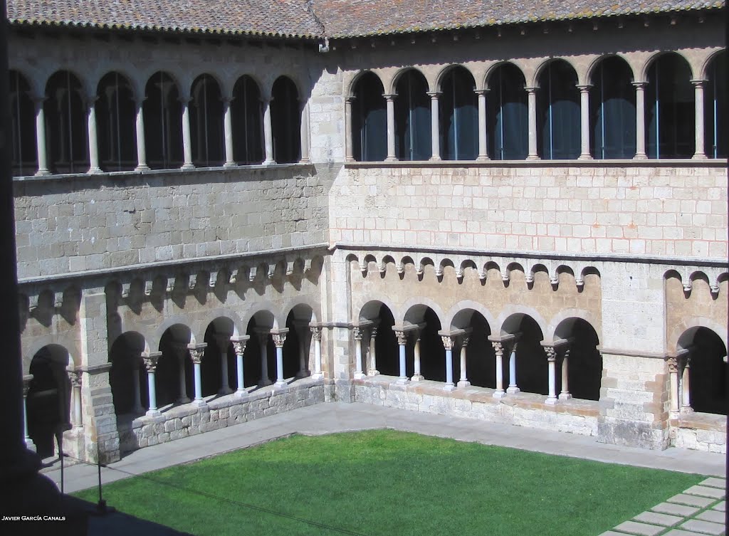 Monestir de Sant Cugat del Vallès, Claustre by Javier García Canals**No Views