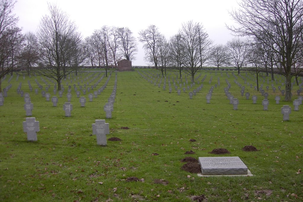 Rancourt - le cimetière allemand (Somme) by ChrPIERRE