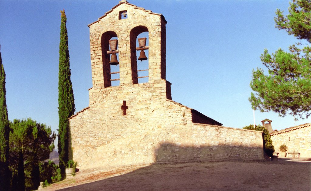 Campanar de Santa Maria a la Tossa de Montbui by jordi domènech