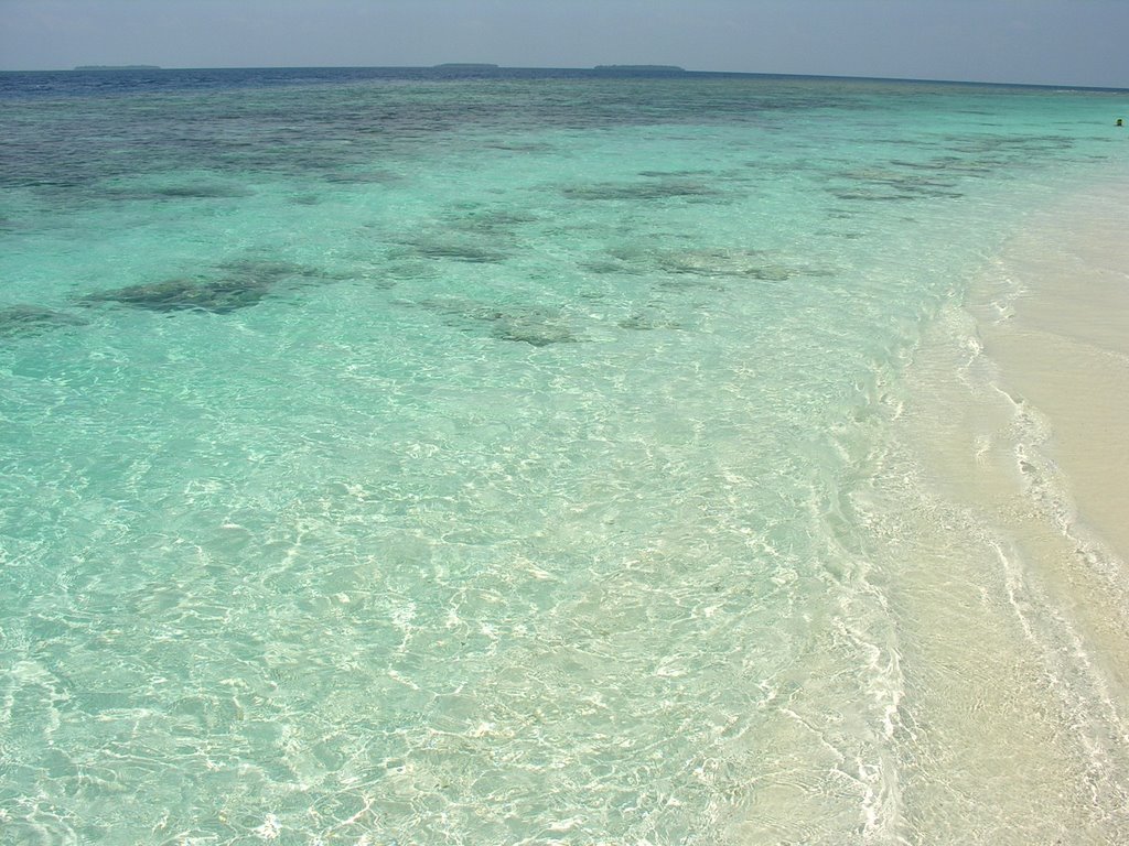 Royal Island Resort Baa Atoll by Harry Juselius