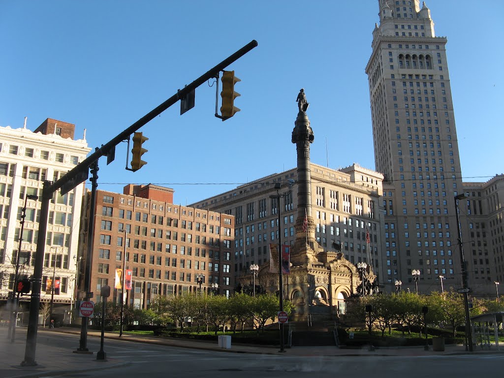 Nearing sunset on Cleveland's Public Square by htabor