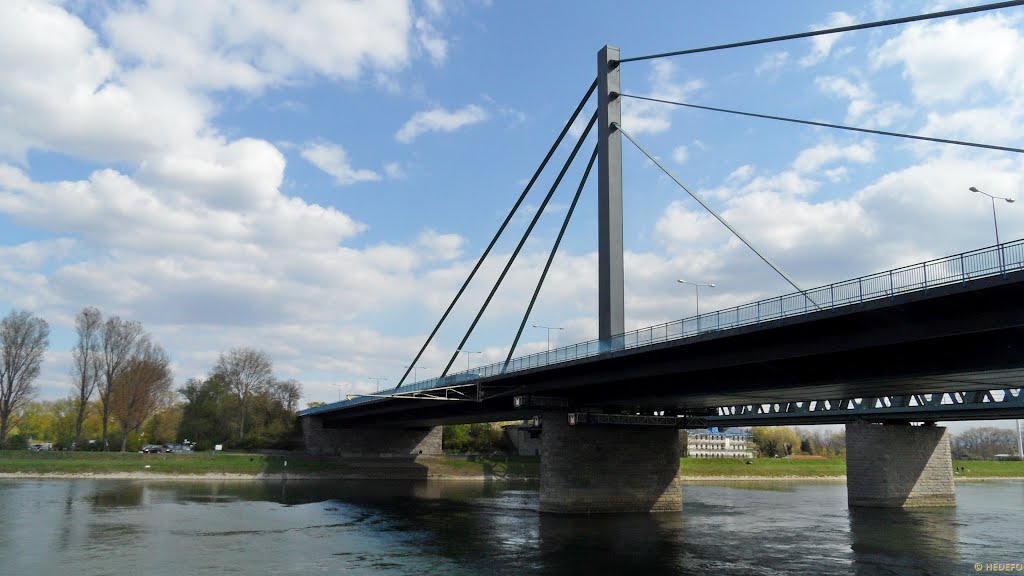 Wörth a. R. - Die Fernverkehrsrheinbrücke zwischen Maxau und Wörth by Henri der Fotomann