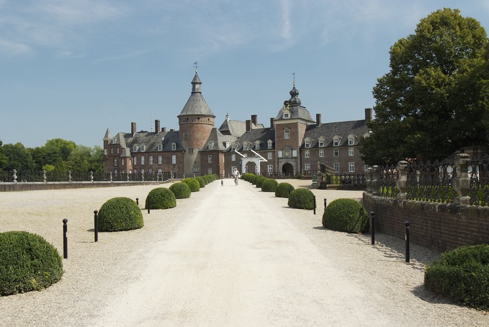 Wasserschloss Anholt by photodesigner