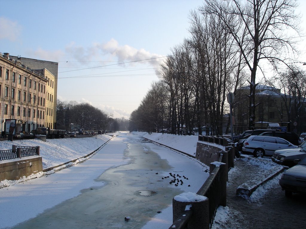 Река Карповка, СПб by George Narimanian