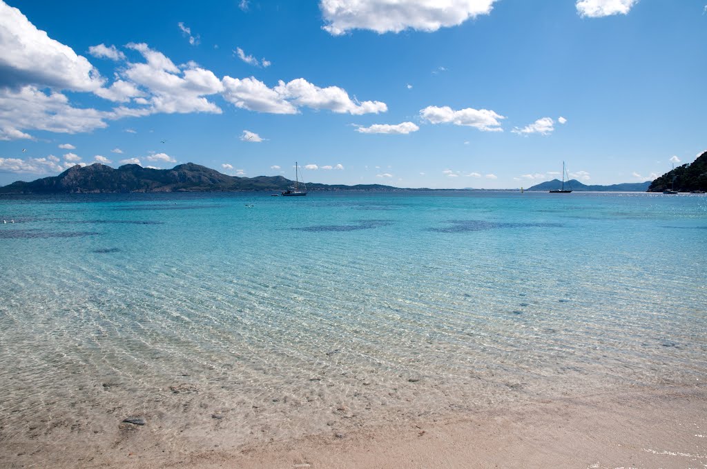 Beach and Sky by Thoralf Schade