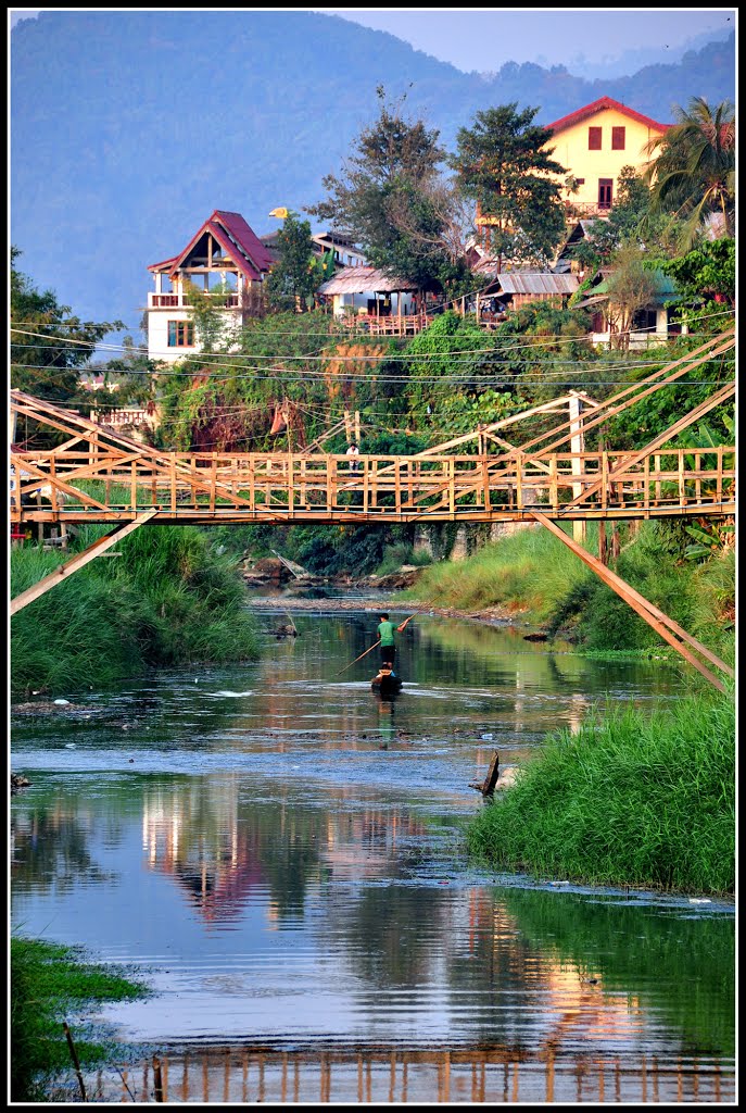 (février 2012, Vang Vieng, Laos) by Nick Adams